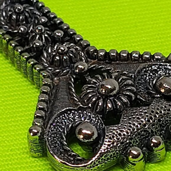 Vintage Sarah Coventry Hand Made Limited Edition 1974 Cross - Picture 4 of 4